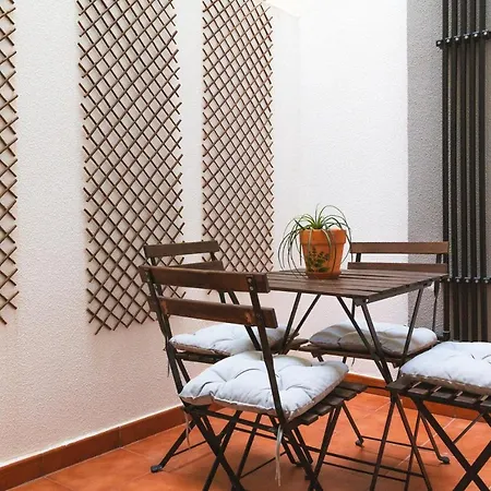 Apartment With A Patio In Canteras *